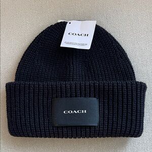 COACH WOVEN PATCH BLACK BEANIE